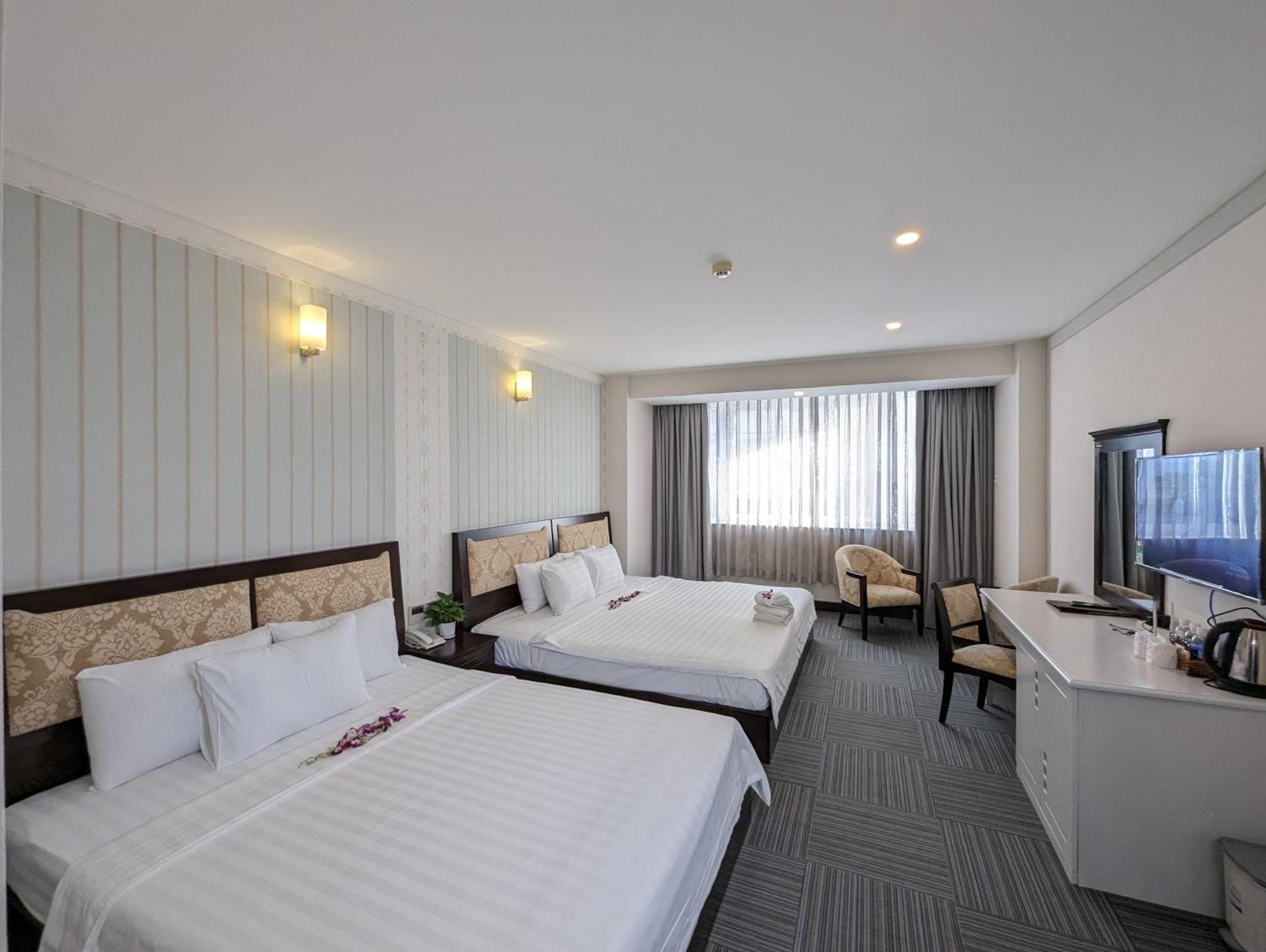 Dong Kinh Hotel Ciudad Ho Chi Minh  Exterior foto