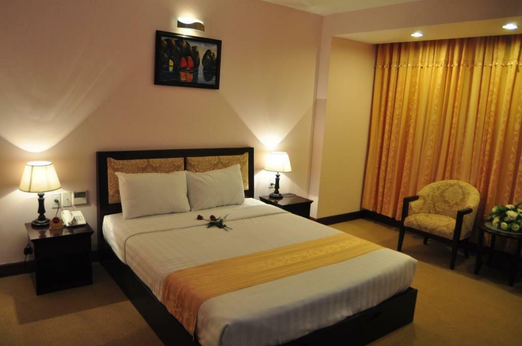 Dong Kinh Hotel Ciudad Ho Chi Minh  Exterior foto